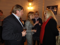 Нац.банк.клуб у Мирошниченко 20 января 2011 г.