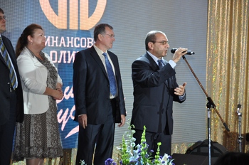 На церемонии награждения премией ФИНАНСОВЫЙ ОЛИМП - 2011